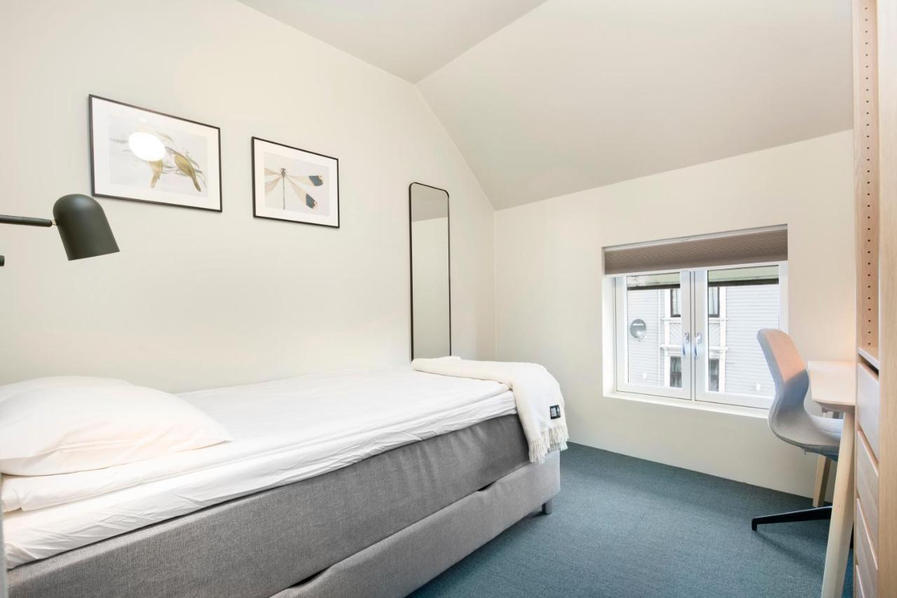 Central Guest House - Bedroom With En Suite Bathroom สตาวังเงร์ ภายนอก รูปภาพ