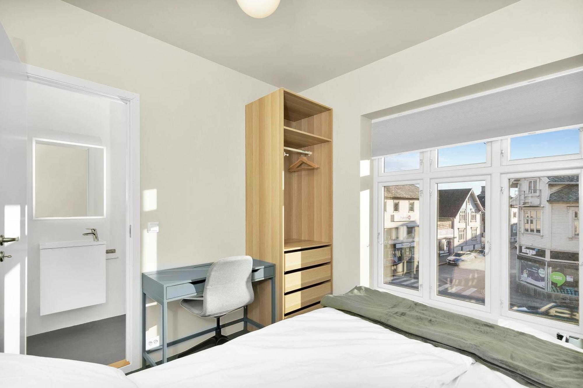 Central Guest House - Bedroom With En Suite Bathroom สตาวังเงร์ ภายนอก รูปภาพ
