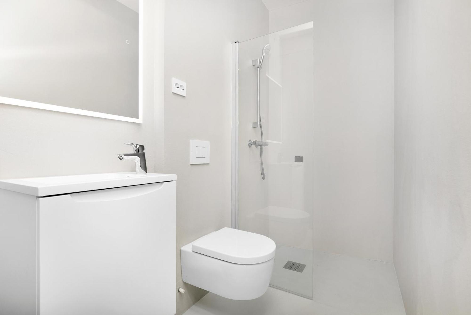 Central Guest House - Bedroom With En Suite Bathroom สตาวังเงร์ ห้อง รูปภาพ