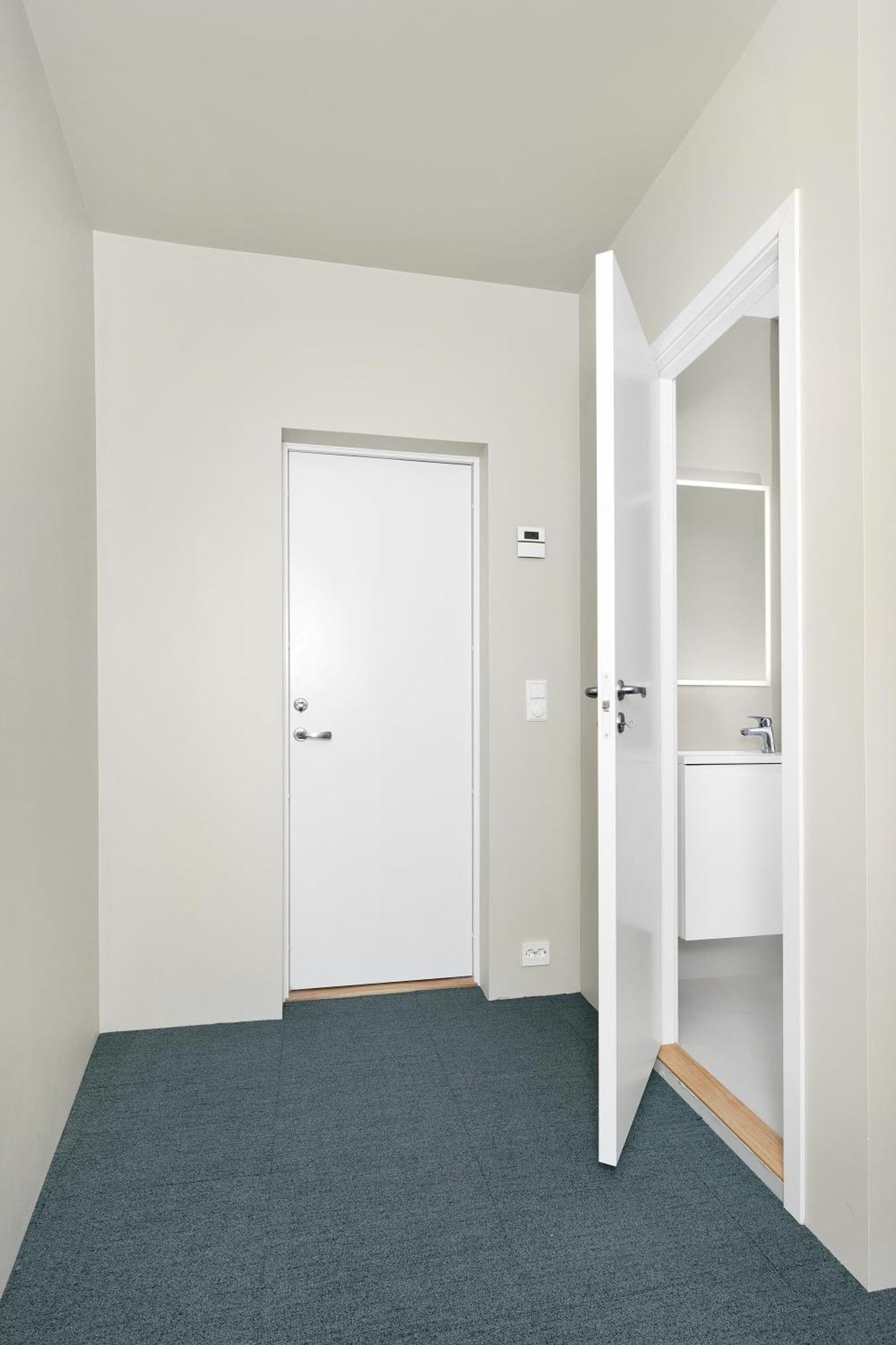 Central Guest House - Bedroom With En Suite Bathroom สตาวังเงร์ ห้อง รูปภาพ