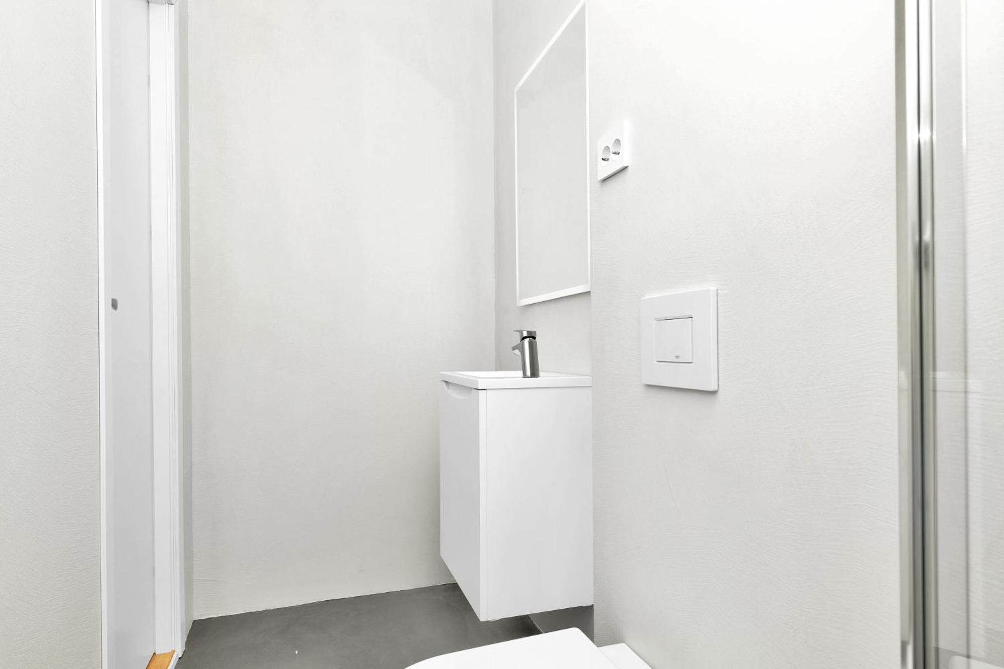 Central Guest House - Bedroom With En Suite Bathroom สตาวังเงร์ ห้อง รูปภาพ